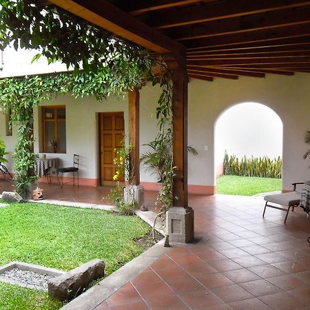 Bed and Breakfast Chez Daniel Antigua Екстер'єр фото